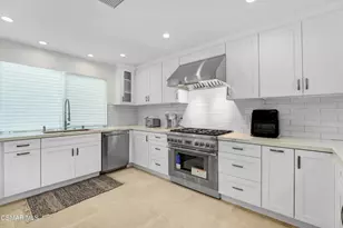 2718 Licia Pl, Simi Valley, CA 93065 - Photo 4