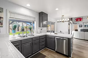 2339 Dusan St, Simi Valley, CA 93065 - Photo 10