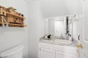 2339 Dusan St, Simi Valley, CA 93065 - Photo 12