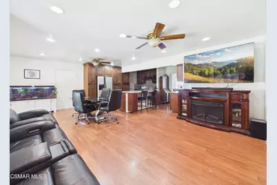 831 N Beachwood Drive, Burbank, CA 91506 - Photo 6