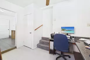 831 N Beachwood Dr, Burbank, CA 91506 - Photo 22