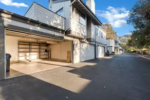 6442 Twin Cir Ln, Simi Valley, CA 93063 - Photo 36