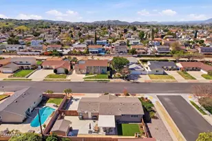 1104 Cavalier Ave, Simi Valley, CA 93065 - Photo 20