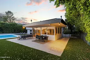 23310 Aetna St, Woodland Hills, CA 91367 - Photo 42