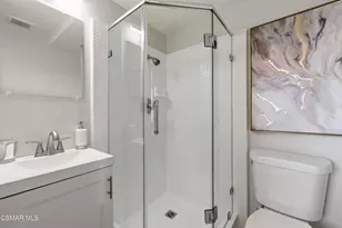 23310 Aetna St, Woodland Hills, CA 91367 - Photo 38