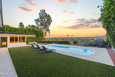 23310 Aetna Street, Woodland Hills, CA 91367 - Photo 40