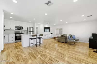 15750 Arroyo Drive #62, Moorpark, CA 93021 - Photo 6