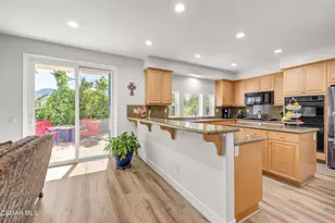 20 Cabrillo Cir, Newbury Park, CA 91320 - Photo 8