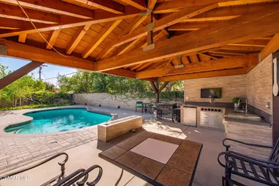 16700 Celtic Street, Granada Hills, CA 91344 - Photo 18