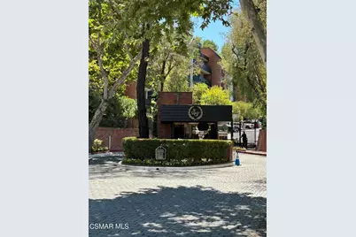 4706 Park Encino Lane #324, Encino, CA 91436 - Photo 2