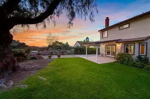 2080 Casual Ct, Simi Valley, CA 93065 - Photo 8