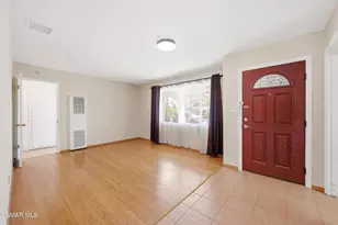 831 Calle Clavel, Thousand Oaks, CA 91360 - Photo 8