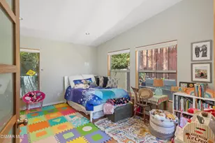 2285 El Jardin Ave, Ventura, CA 93001 - Photo 32