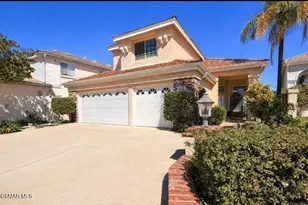 260 Sycamore Ridge St, Simi Valley, CA 93065 - Photo 2