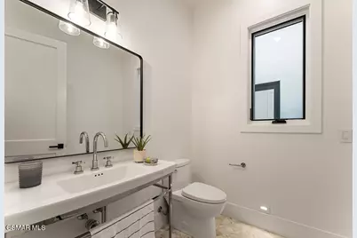 2036 Shadow Creek Drive, Agoura Hills, CA 91301 - Photo 26