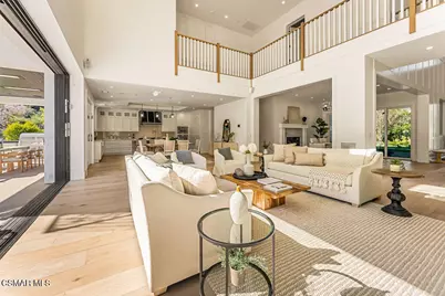 2036 Shadow Creek Drive, Agoura Hills, CA 91301 - Photo 10