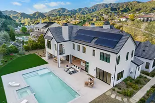 2036 Shadow Creek Dr, Agoura Hills, CA 91301 - Photo 46