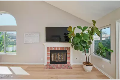 65 Iron Ridge Lane, Simi Valley, CA 93065 - Photo 8