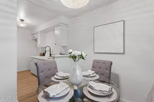 22050 Calvert St, Woodland Hills, CA 91367 - Photo 8