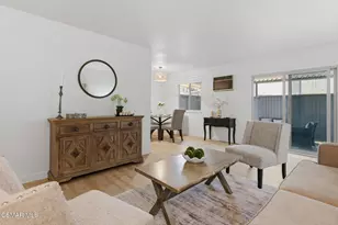 22050 Calvert St, Woodland Hills, CA 91367 - Photo 1