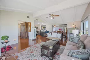 114 Poinsettia Gardens Dr, Ventura, CA 93004 - Photo 6