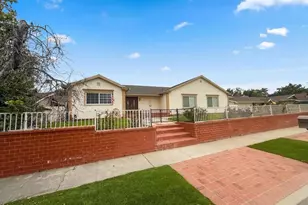 10111 Oak Park Ave, Northridge, CA 91325 - Photo 2