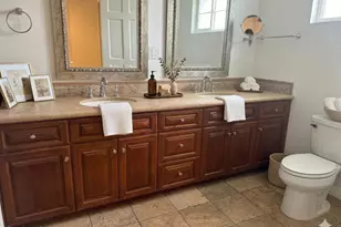 10111 Oak Park Ave, Northridge, CA 91325 - Photo 8