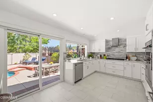 1666 Berwick Pl, Westlake Village, CA 91361 - Photo 10