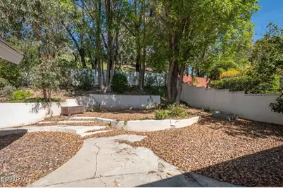 2341 Stormcroft Court, Westlake Village, CA 91361 - Photo 22