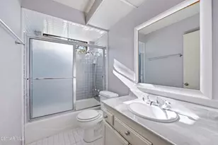 401 Falconrock Ln, Oak Park, CA 91377 - Photo 14