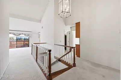 401 Falconrock Lane, Oak Park, CA 91377 - Photo 2