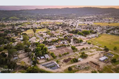 24816 Aden Avenue, Newhall, CA 91321 - Photo 22