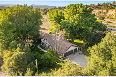 24816 Aden Avenue, Newhall, CA 91321 - Photo 30