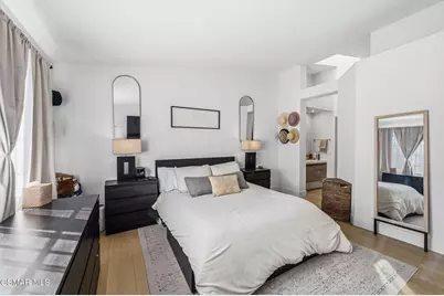 513 Water Oak Lane #B, Oak Park, CA 91377 - Photo 4