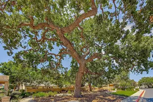 2037 Freesia Ave, Simi Valley, CA 93063 - Photo 30