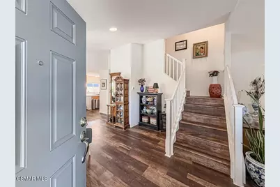 2037 Freesia Avenue, Simi Valley, CA 93063 - Photo 4