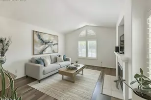 2037 Freesia Ave, Simi Valley, CA 93063 - Photo 6