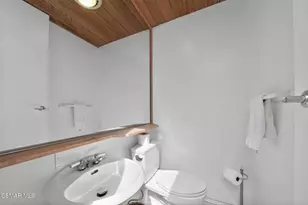 10441 Oletha Ln, Los Angeles, CA 90077 - Photo 20