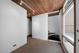 10441 Oletha Ln, Los Angeles, CA 90077 - Photo 12