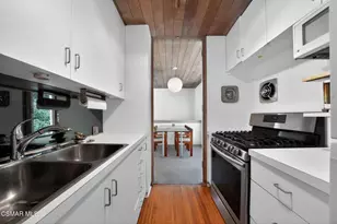 10441 Oletha Ln, Los Angeles, CA 90077 - Photo 26