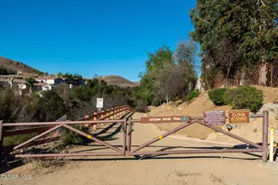 3642 Lang Ranch Pkwy, Thousand Oaks, CA 91362 - Photo 46