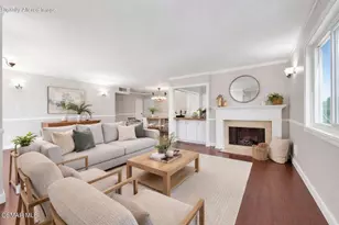 12955 Riverside Dr, Sherman Oaks, CA 91423 - Photo 1