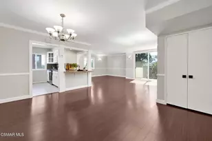 12955 Riverside Dr, Sherman Oaks, CA 91423 - Photo 2