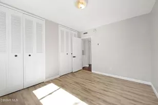 12955 Riverside Dr, Sherman Oaks, CA 91423 - Photo 16