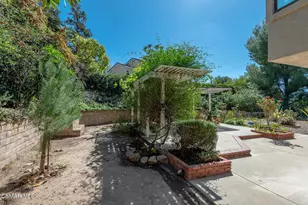 2654 Whitechapel Pl, Thousand Oaks, CA 91362 - Photo 38