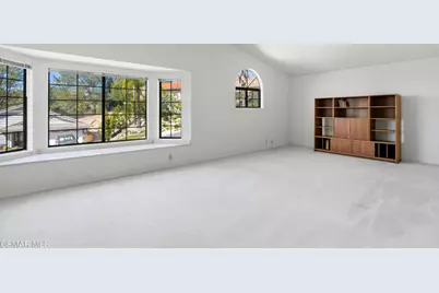 2654 Whitechapel Place, Thousand Oaks, CA 91362 - Photo 28