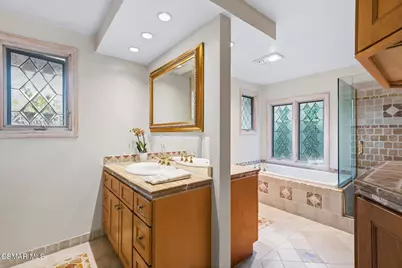 4011 Cresthaven Drive, Westlake Village, CA 91362 - Photo 22