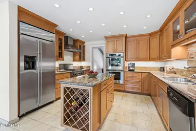 4011 Cresthaven Drive, Westlake Village, CA 91362 - Photo 10
