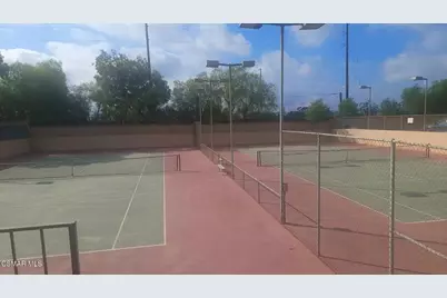 12301 3 Runnymede Street #3, North Hollywood, CA 91605 - Photo 2