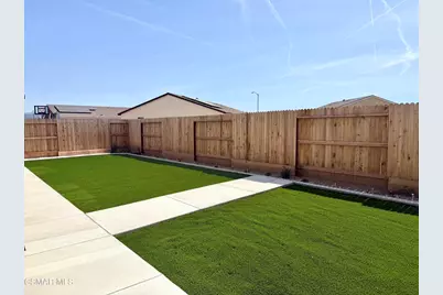 7201 Capitol Reef Drive, Bakersfield, CA 93313 - Photo 2